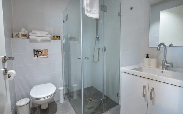 Hi - Yam SeaView Apartments & Suites