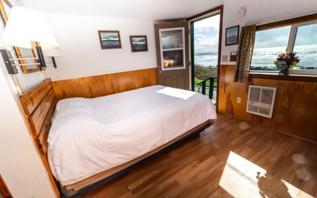 Oceanside Ocean Front Cabins