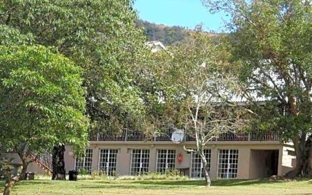 Near Big 5 Numbi Lodge