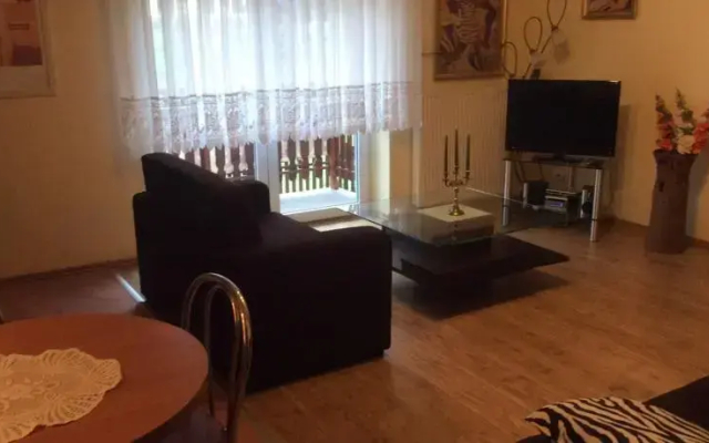 Apartament Stroma 4