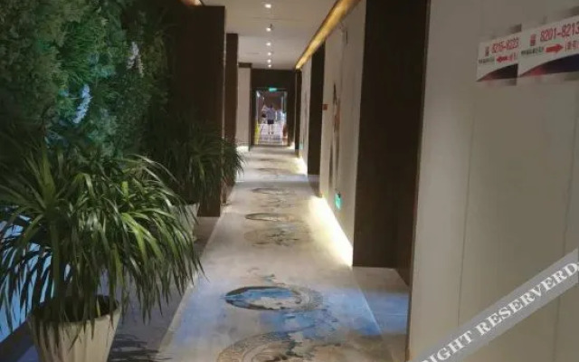 Yihua Smart Boutique Hotel(石泉易桦智能精品酒店)