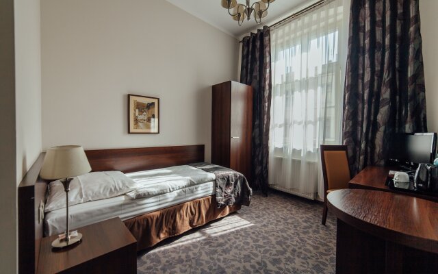 Hotel Rezydent
