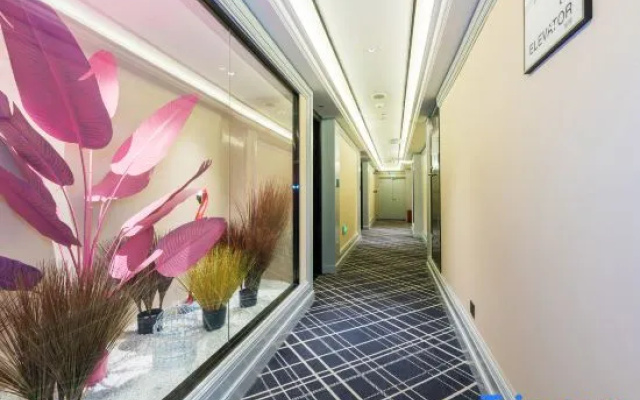 Xana Hotelle Shijiazhuang Wanda Plaza White Huaite Commercial Plaza Branch