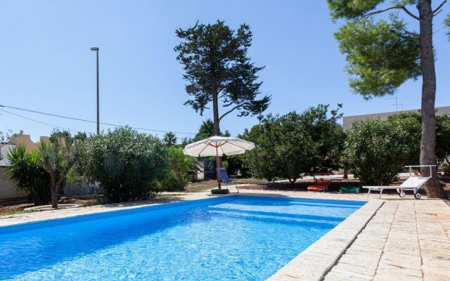 Villa Marina with Pool