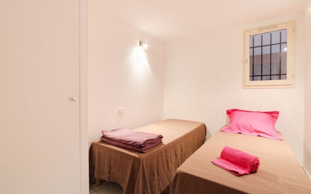 Les Marines de Gassin by Ateya Vacances