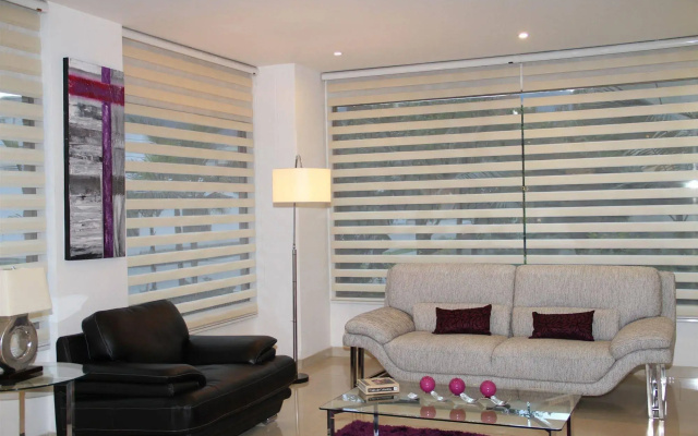 Hotel Suites 108