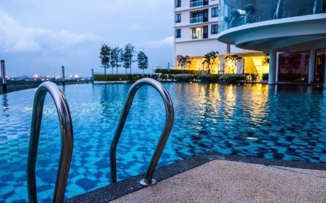 Woodsbury Suites 7722 Butterworth