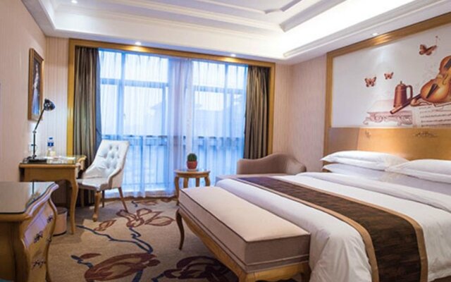 Vienna International Hotel Meizhou Dingzi Bridge
