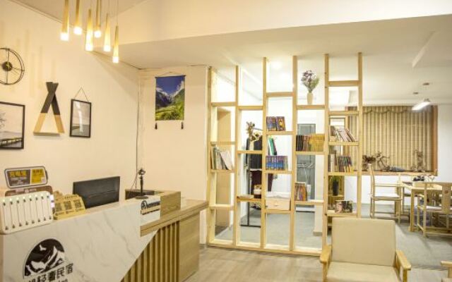 雪湖轻奢民宿 Snowlake Inn