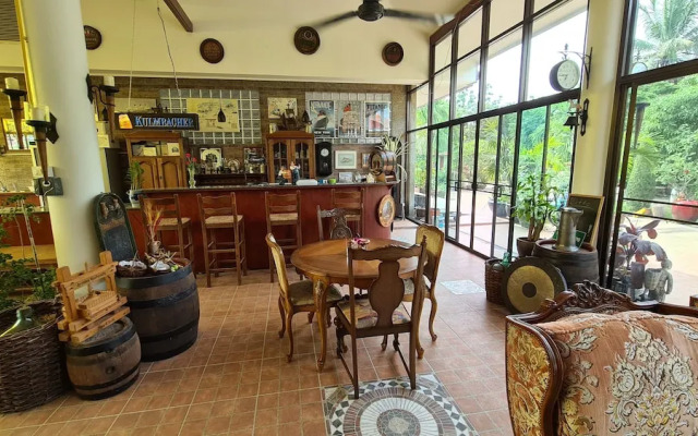 Welcome to our Oasis The Beautiful Bungalow Yellow