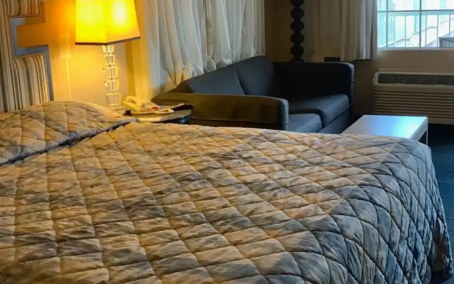 Calipatria Inn And Suites