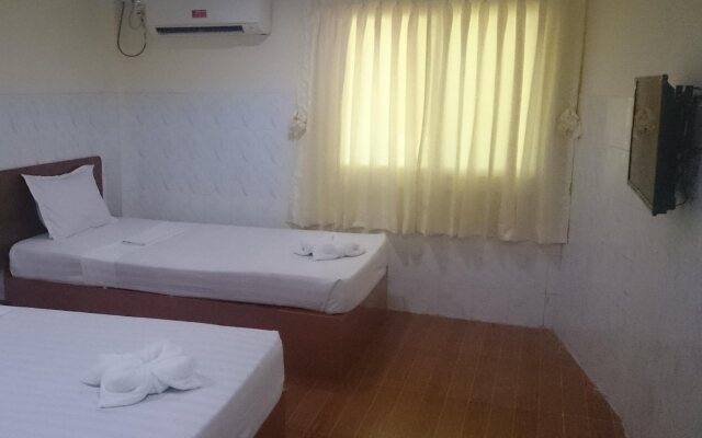 Silver Moon Hotel