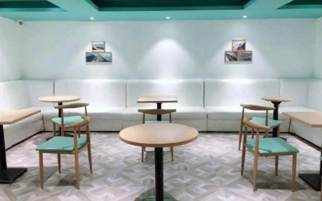 Jinbo'an Holiday Hotel