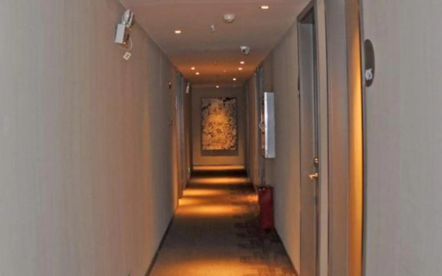 Homeinn · neo (Yuxi Nie Er Park Xiaomiao Street)