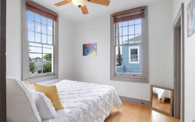 Freret Apartments near Street Car & Tulane