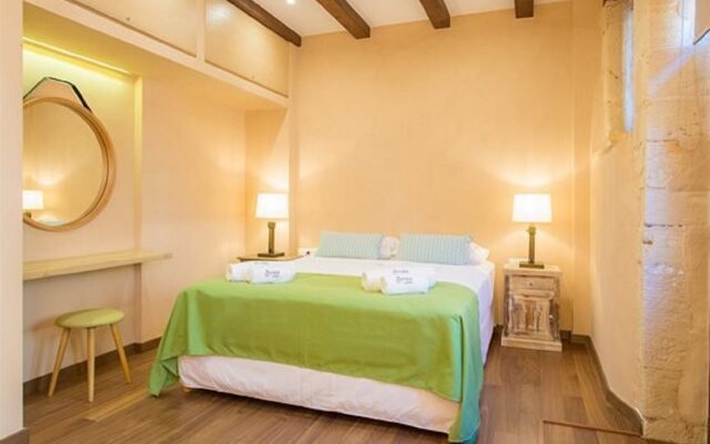 J&G Suites