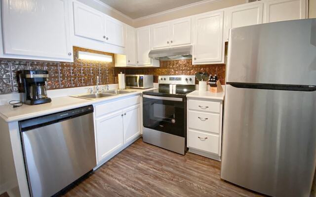 Jellyfish Hideaway by Sea Scape Properties