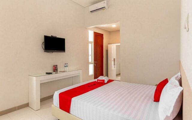 RedDoorz Syariah @ Kebraon