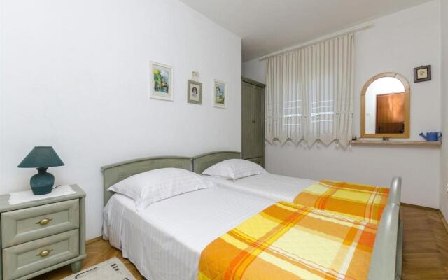 Jadranka - Comfortable and big Terrace - H