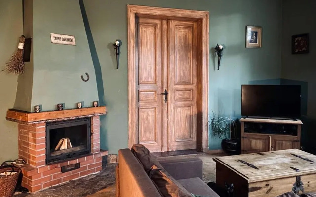 Apartament z kominkiem
