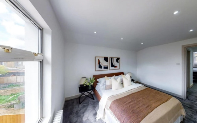 The Harlesden Hideaway - Elegant 4bdr House With Garden