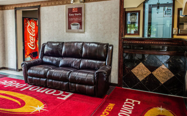 Econo Lodge Pittsburgh