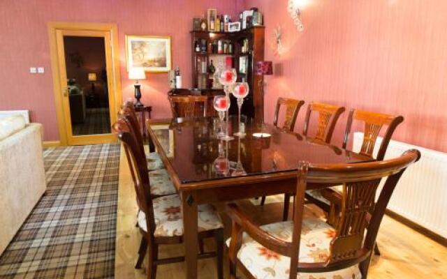 Ahaven B & B
