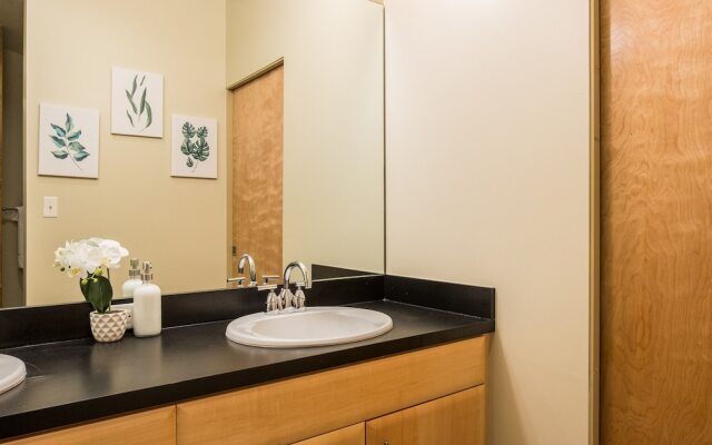 FRONTDESK 1209 Washington Ave Apts Downtown St Louis