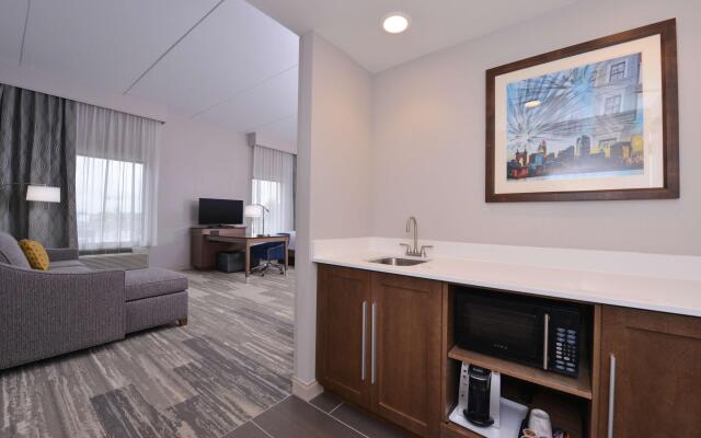 Hampton Inn & Suites Cincinnati-Mason