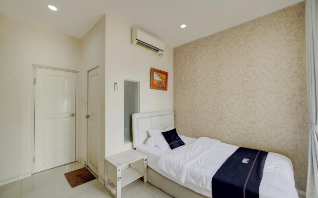 Hotel O near RS Fatmawati formerly White House – Guest Rooms – Jakarta