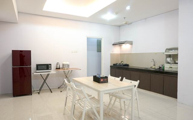 Best Location @ 3br Puri Garden Apartment by Travelio