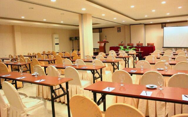 ZEN Rooms Lanto Daeng Pasewang