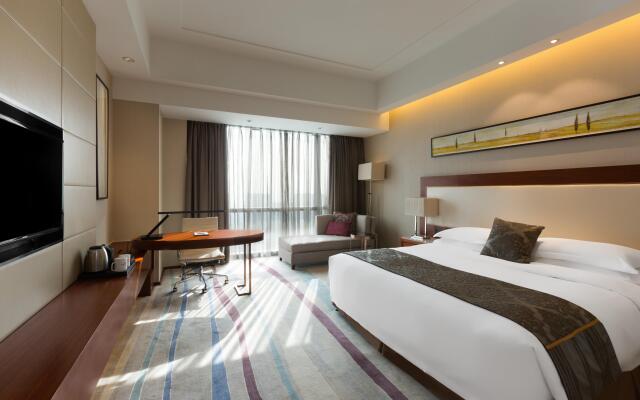 Crowne Plaza Wuxi Taihu, an IHG Hotel