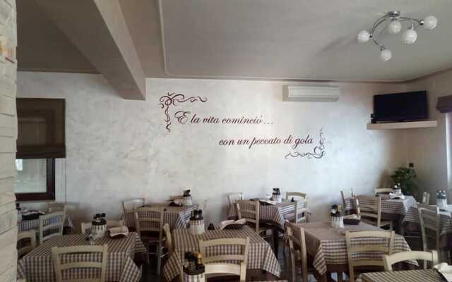 Al Borgo - Trattoria con Alloggio