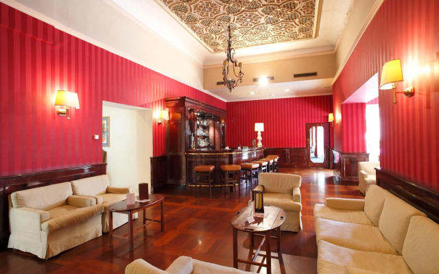Hotel De La Paix
