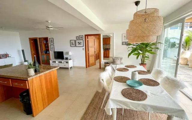 Residnecial Mananero Beach Apartment