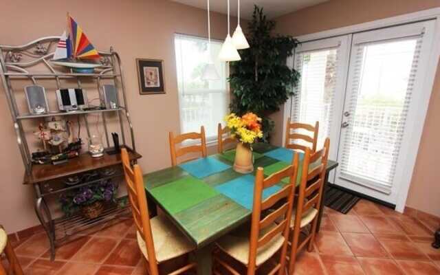 Aqua Ocean View - 2 Br Condo