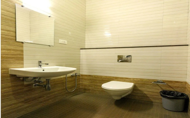 OYO 7987 Hotel Carnation