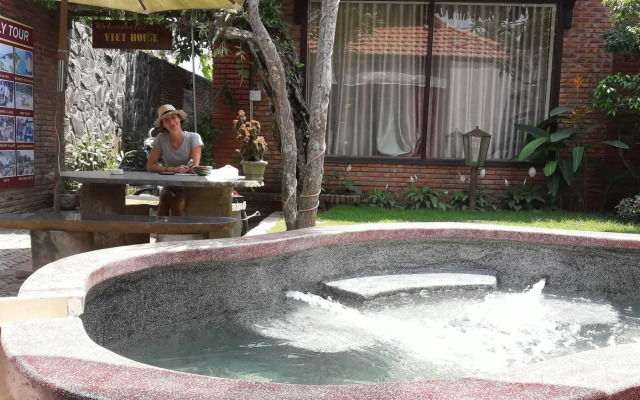 Viet House Homestay