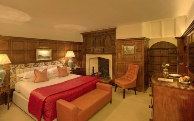 Gravetye Manor