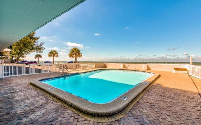 Sunset Chateau 611