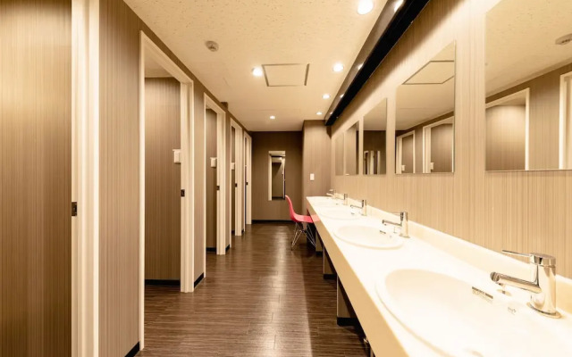 Nikko Inn Minamisenba - Hostel