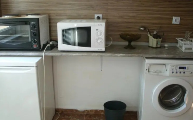 Burgas Rooms and Studios