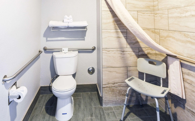 Best Western Desert Villa Inn