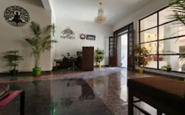 Fabhotel Dream Inn I