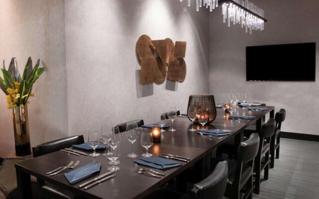 The Charter Hotel Seattle, Curio Collection by Hilton