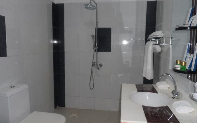 Al mandoos hotel
