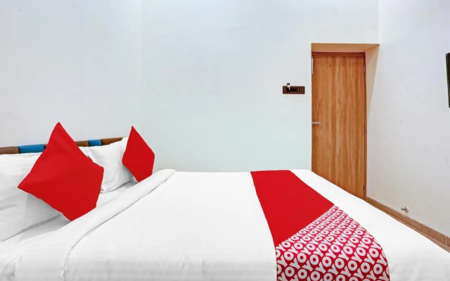 OYO 80514 Malali Residency