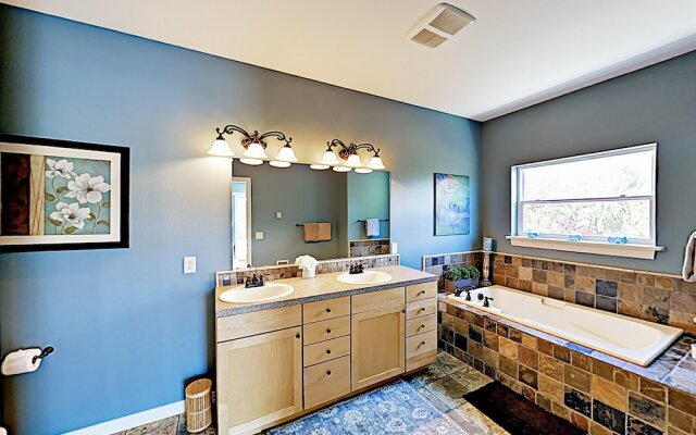 30015 Cloverdale - 4 Br Home