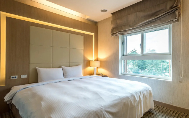 New California Hotel